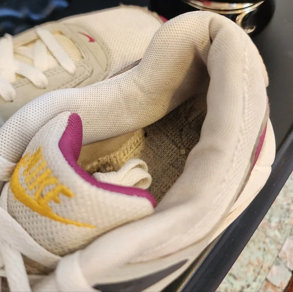 Nike Air Max Correl Multicolor Women's Sneakers, Size 12 - Picture 5 of 10